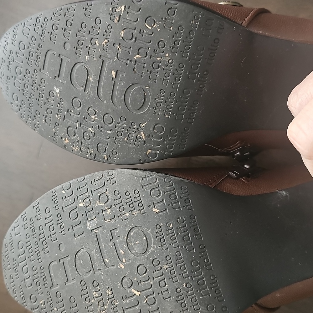 Rialto Penston Booties - Picture 7 of 12